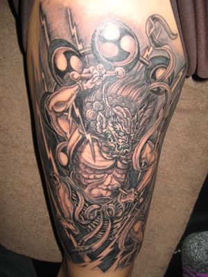 腕,雷神,ブラック＆グレータトゥー/刺青デザイン画像