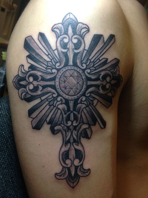 腕,クロス,十字架,ブラック＆グレイ,ブラック＆グレータトゥー/刺青デザイン画像