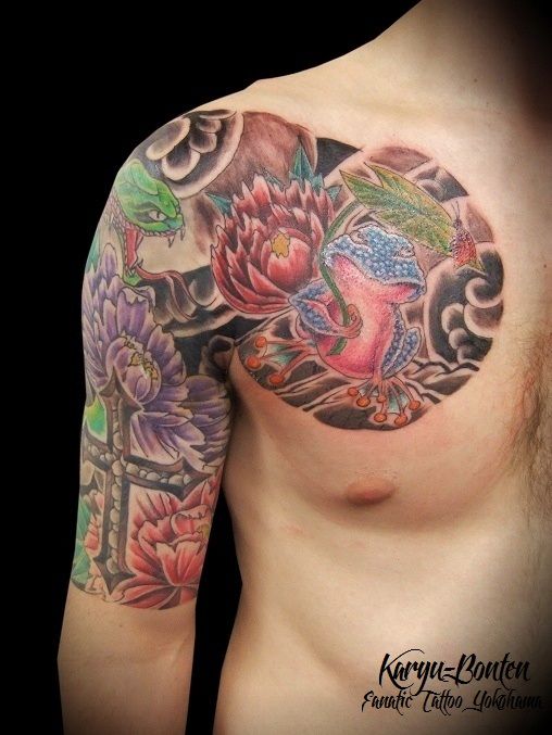 腕,胸,牡丹,蛇,太鼓,五分袖,蛙タトゥー/刺青デザイン画像