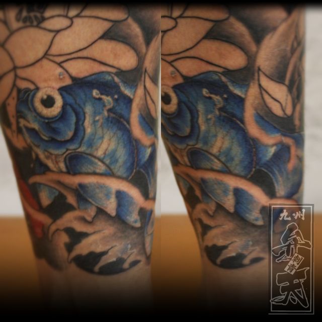 九分袖,金魚,百合タトゥー/刺青デザイン画像