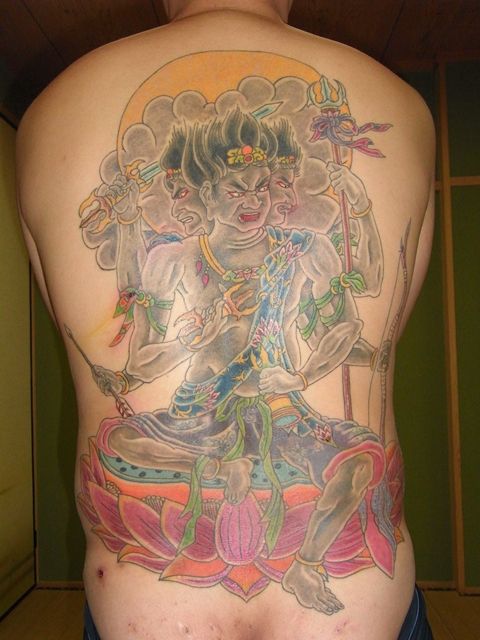 背中,カラー,抜きタトゥー/刺青デザイン画像