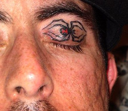 eyelid_tattoo